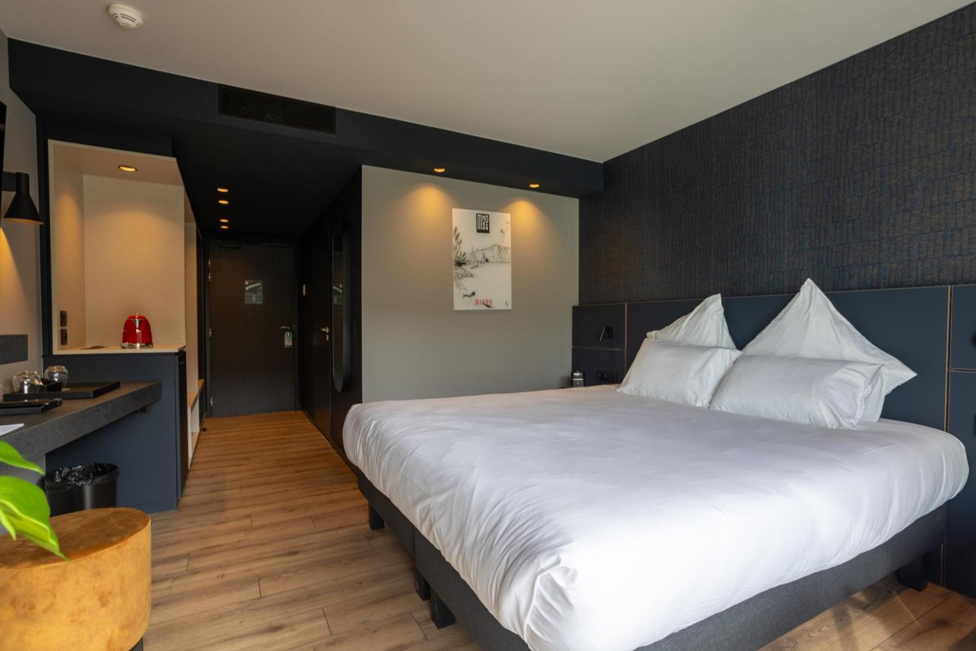 Hotel Miura Voglans Esterno foto